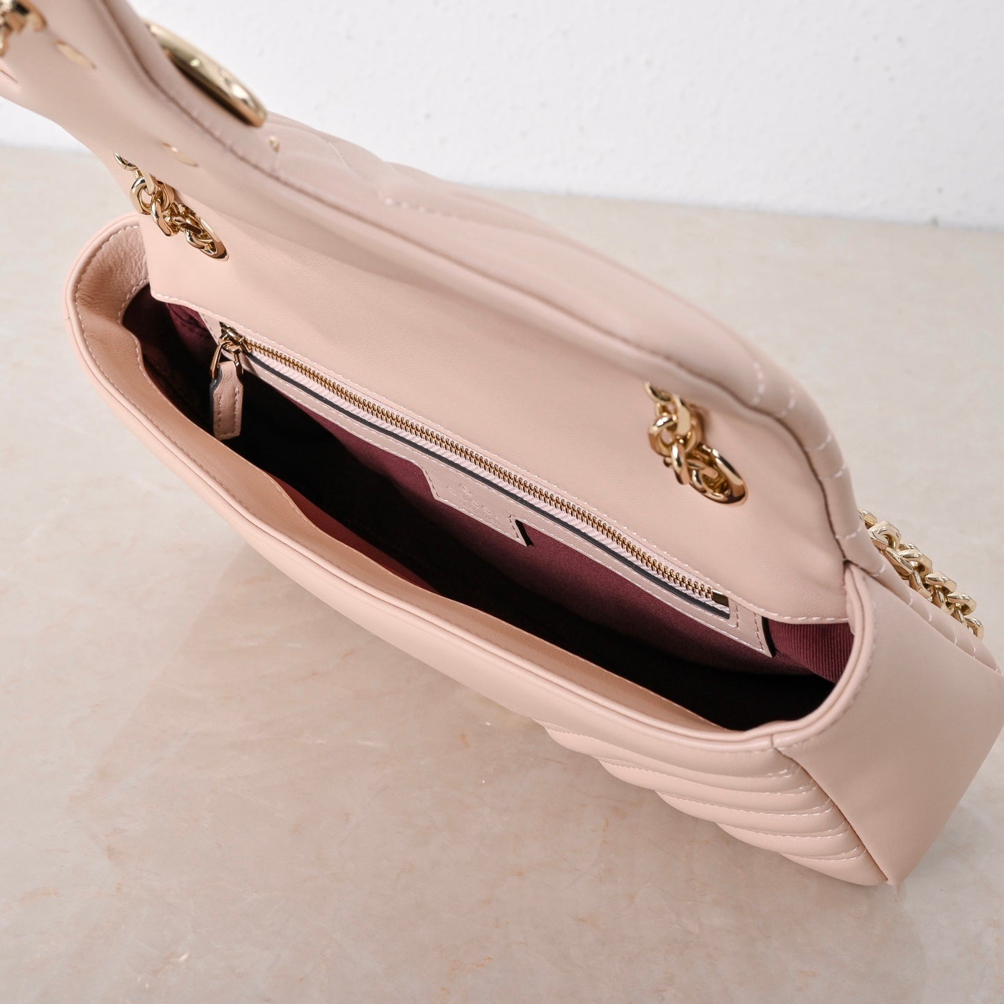 Gucci GG Marmont 2.0 Small Shoulder Bag – 837267
