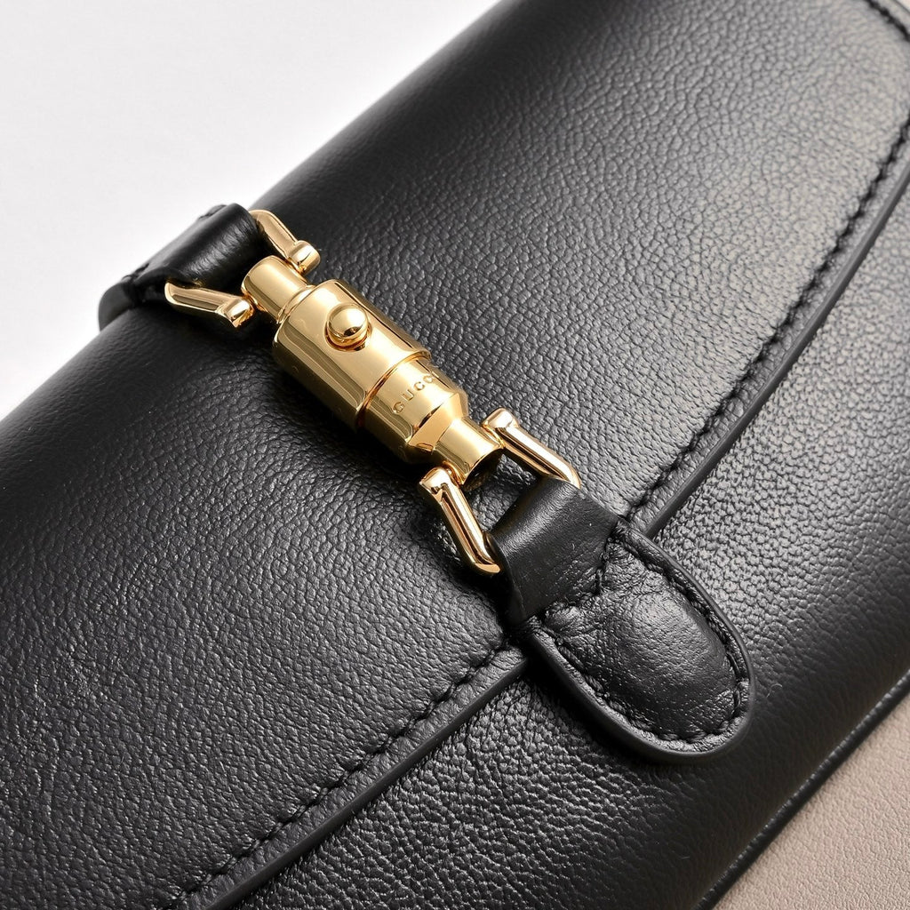 Gucci Jackie Mini Shoulder Bag – 867156