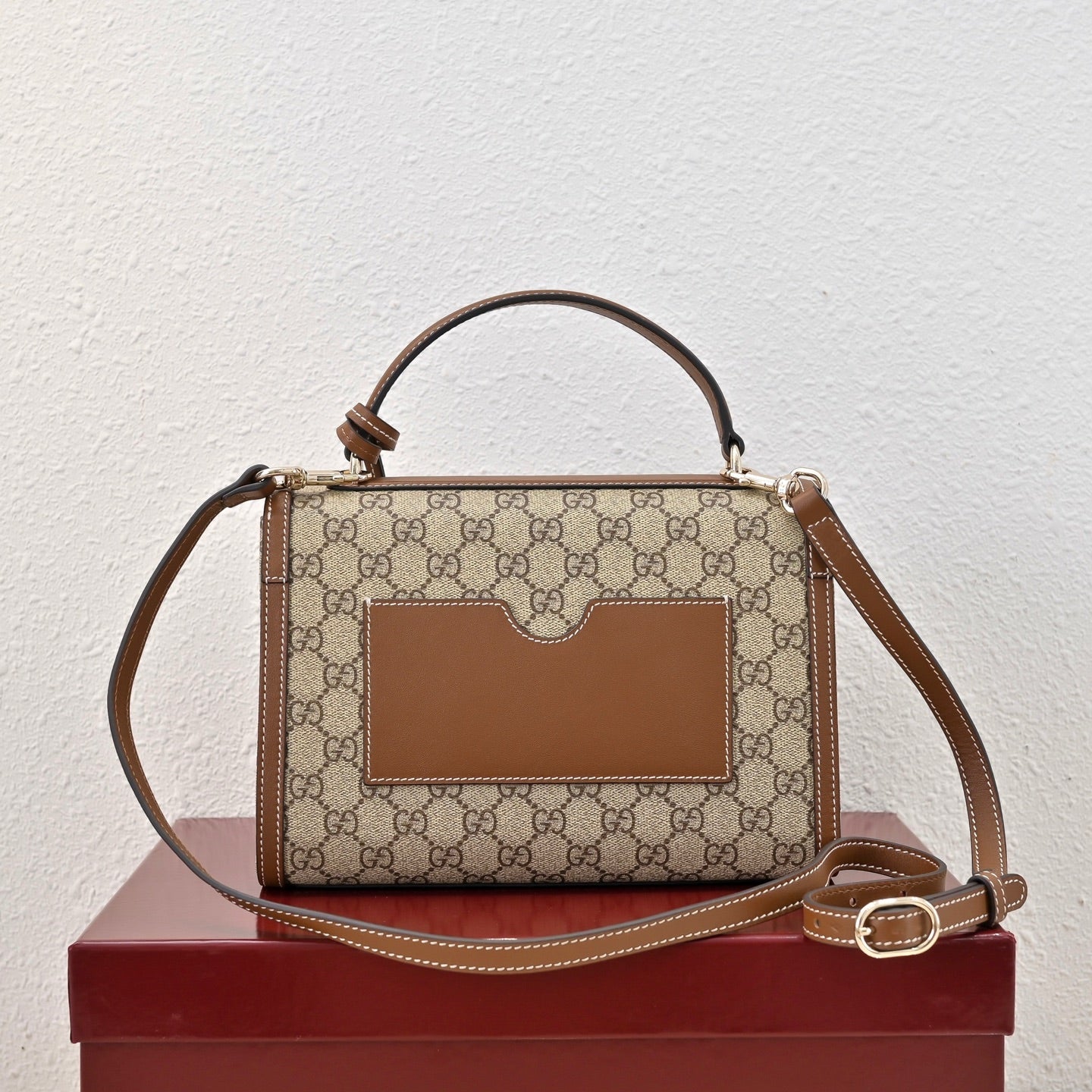Gucci Padlock Medium Top Handle Bag – 838998