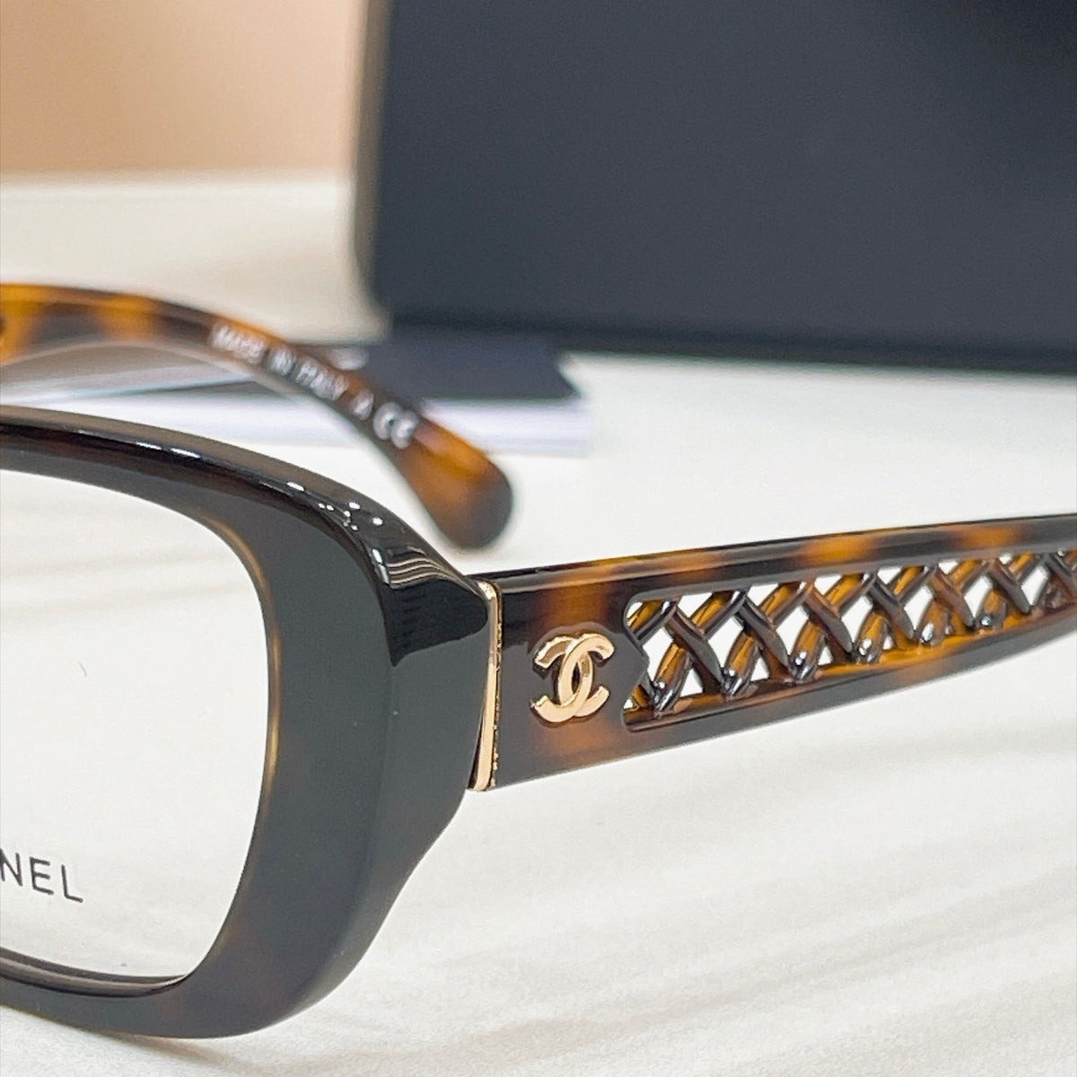 Chanel Sunglasses – CH3506
