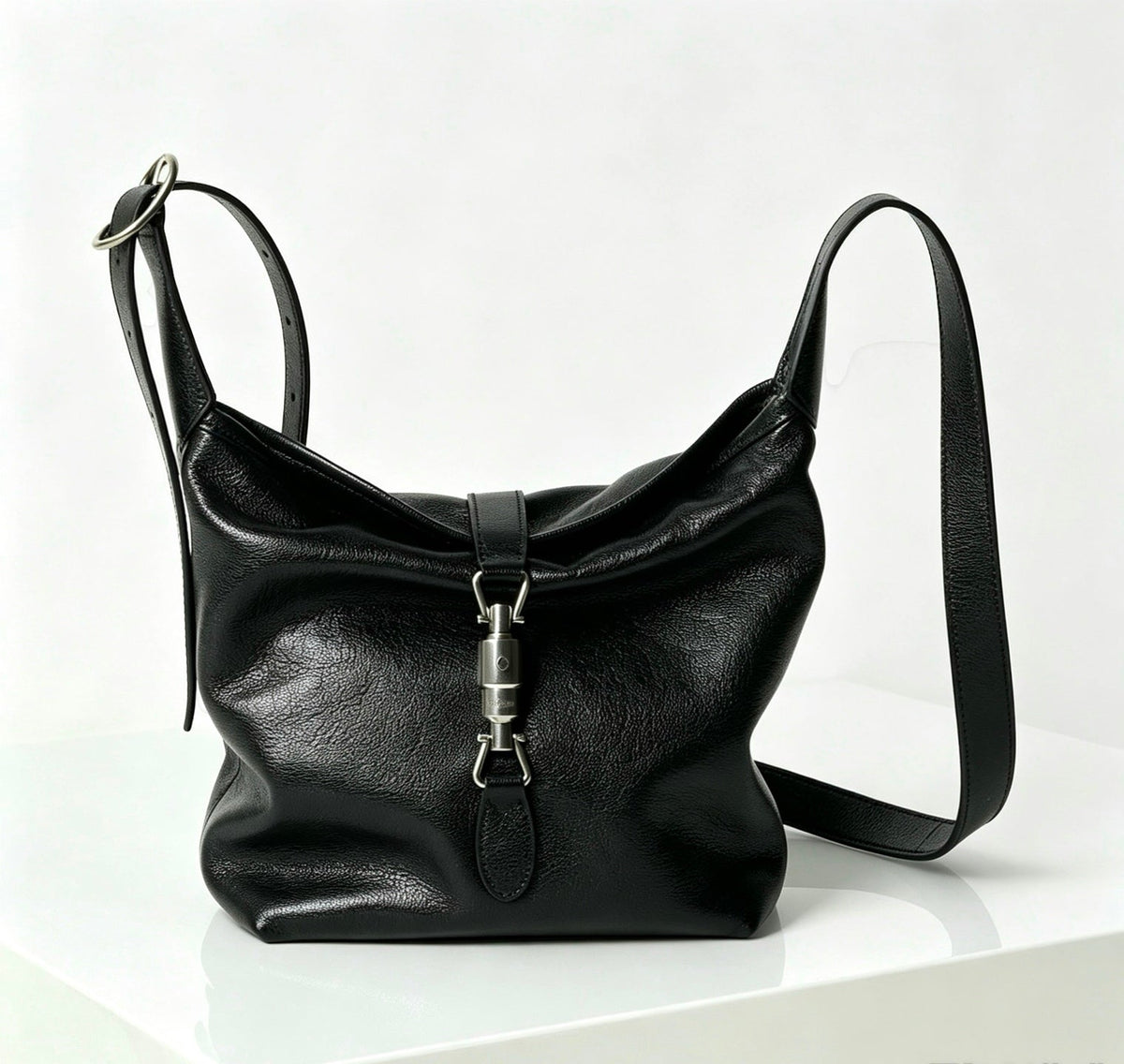 Gucci GG Jackie Mini Crossbody Bag – A002LF